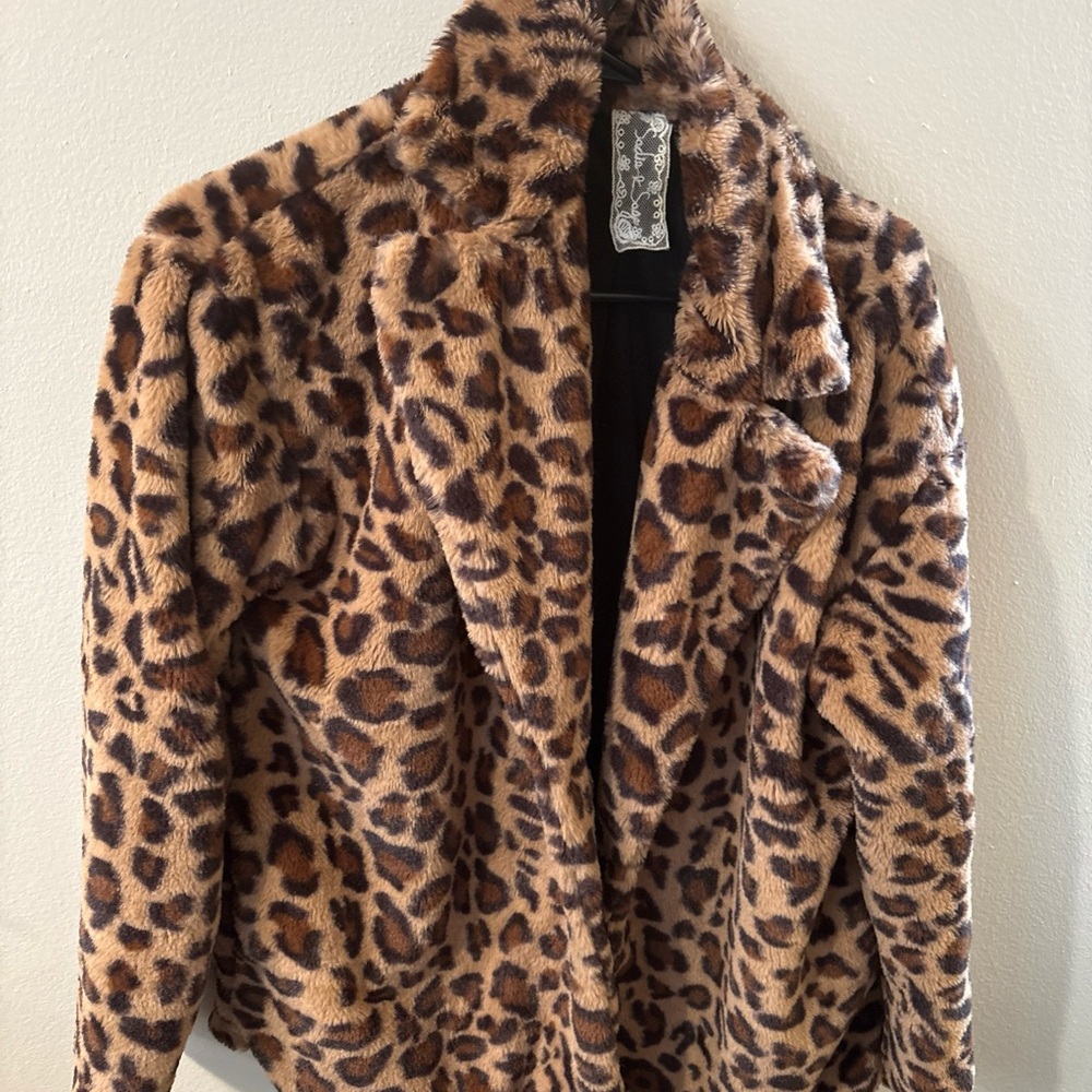 Sadie & Sage Brown Leopard Teddy Jacket
